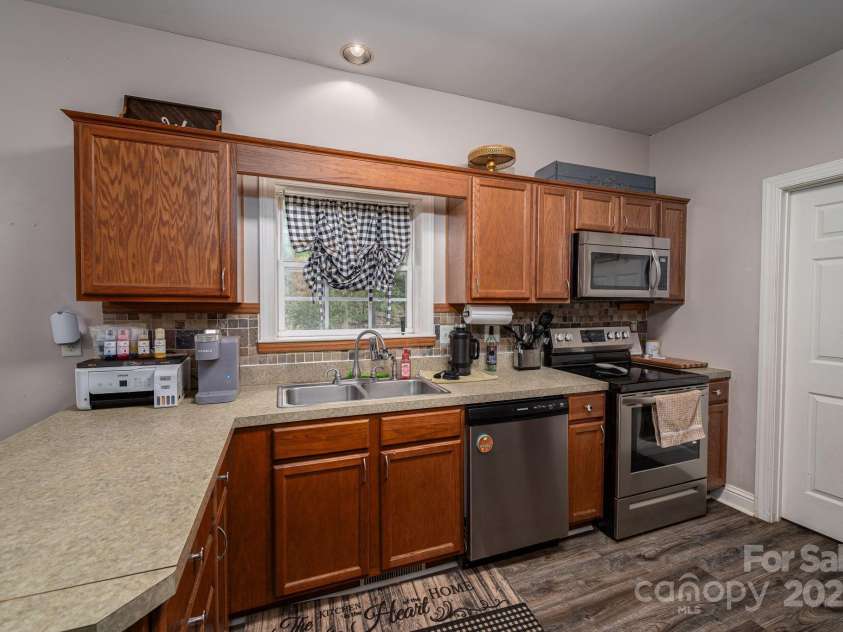 167 Brown Watterson Road, Cherryville, NC 28021.  MLS# CAR4256124, YatesRealty ID 18917. 