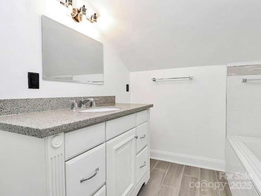 12300 Caldwell Road, Charlotte, NC 28213.  MLS# CAR4268601, YatesRealty ID 18918. 3rd full bath