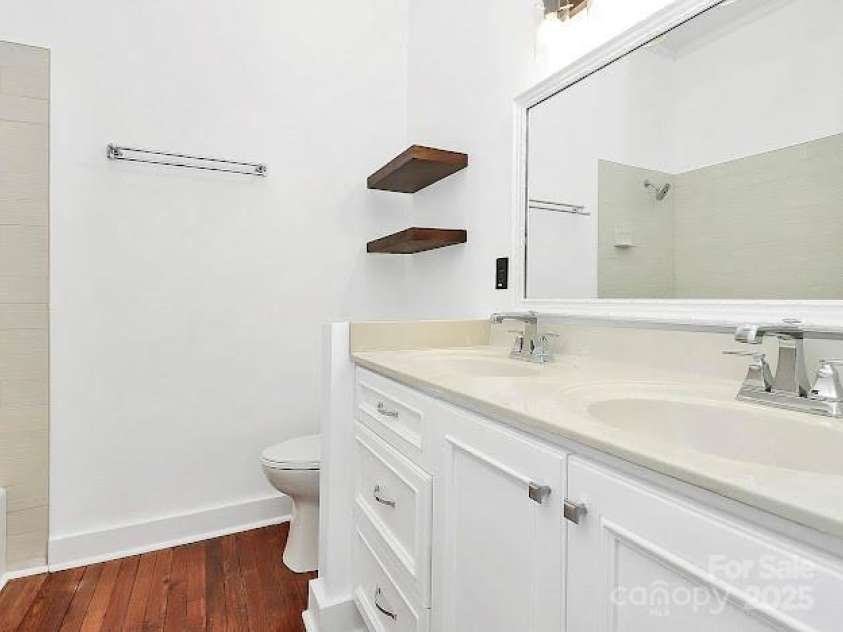 12300 Caldwell Road, Charlotte, NC 28213.  MLS# CAR4268601, YatesRealty ID 18918. 