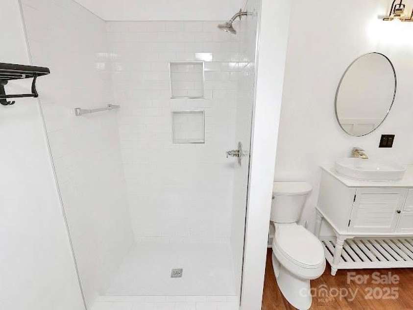 12300 Caldwell Road, Charlotte, NC 28213.  MLS# CAR4268601, YatesRealty ID 18918. 