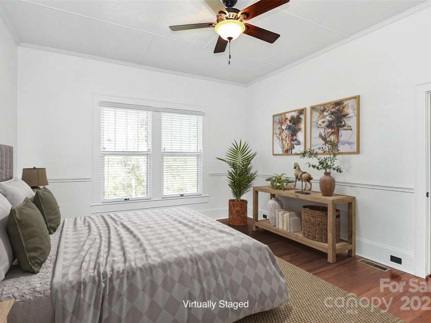 12300 Caldwell Road, Charlotte, NC 28213.  MLS# CAR4268601, YatesRealty ID 18918. Owner suite