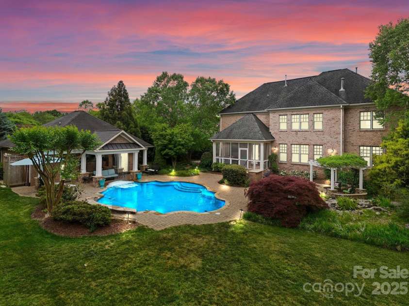 2304 Thunder Gulch Court, Waxhaw, NC 28173.  MLS# CAR4249224, YatesRealty ID 18919. 