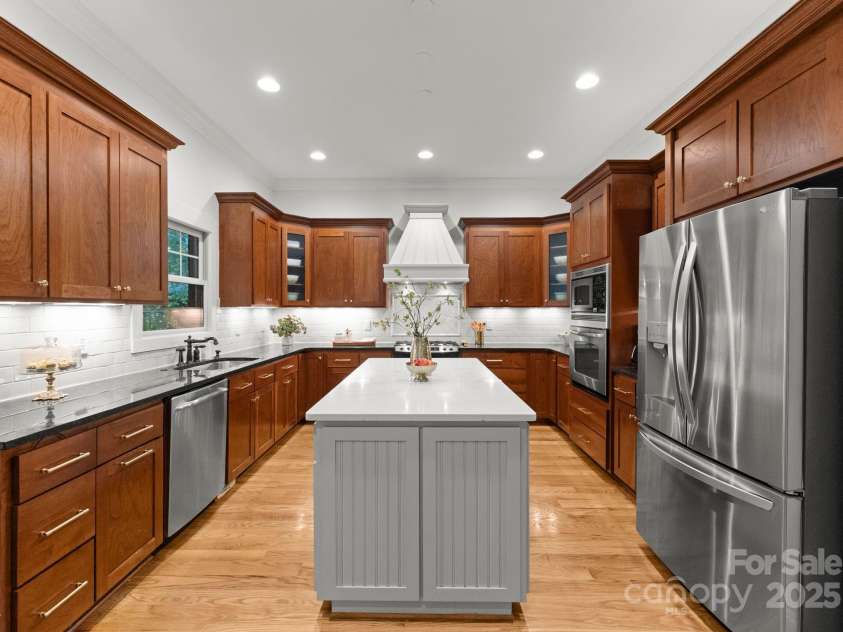 2304 Thunder Gulch Court, Waxhaw, NC 28173.  MLS# CAR4249224, YatesRealty ID 18919. 