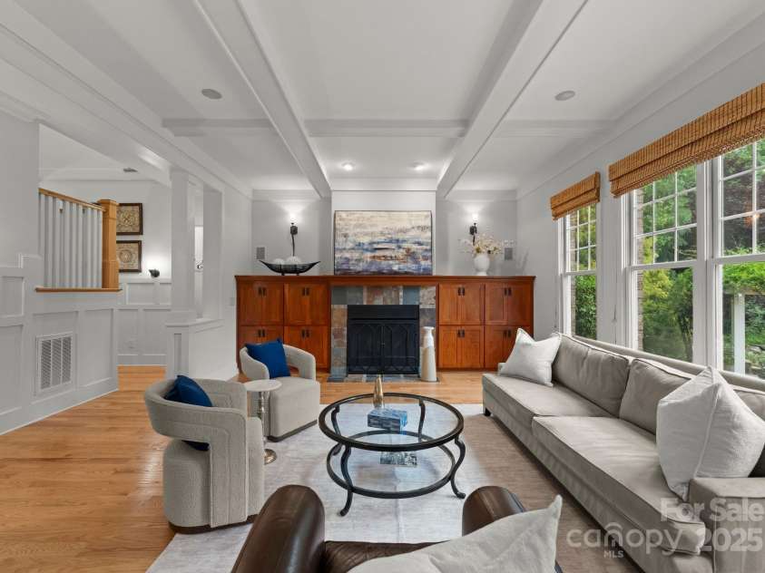 2304 Thunder Gulch Court, Waxhaw, NC 28173.  MLS# CAR4249224, YatesRealty ID 18919. 