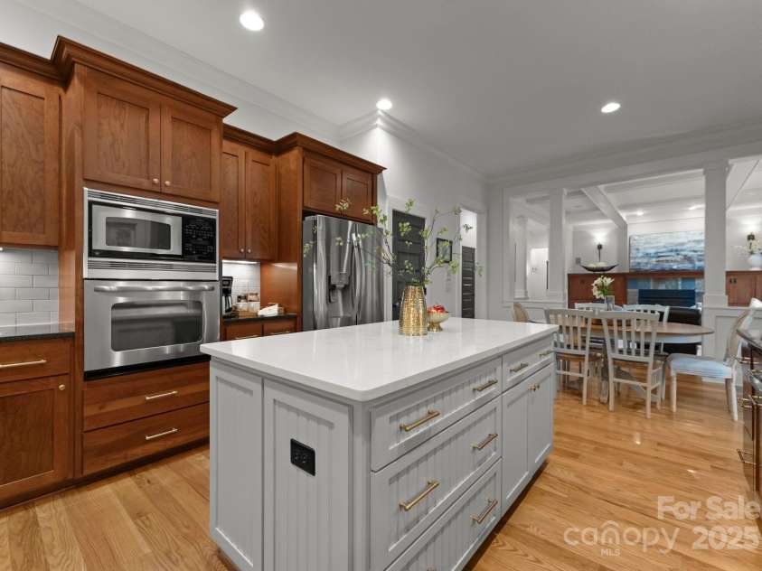 2304 Thunder Gulch Court, Waxhaw, NC 28173.  MLS# CAR4249224, YatesRealty ID 18919. 