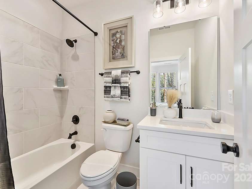 1223 16th Street, Charlotte, NC 28205.  MLS# CAR4272275, YatesRealty ID 1892. 