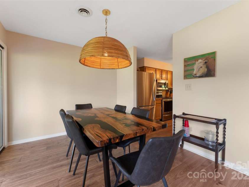 43 Gold Finch Court, Brevard, NC 28712.  MLS# CAR4158406, YatesRealty ID 1892. 