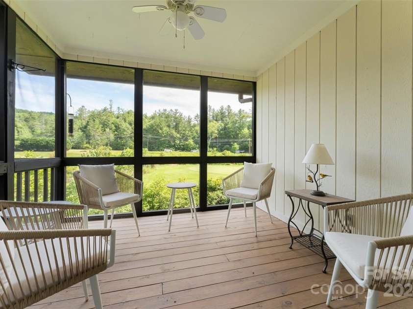 43 Gold Finch Court, Brevard, NC 28712.  MLS# CAR4158406, YatesRealty ID 1892. 