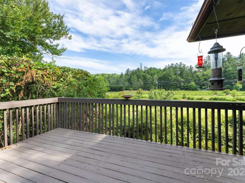 43 Gold Finch Court, Brevard, NC 28712.  MLS# CAR4158406, YatesRealty ID 1892. 