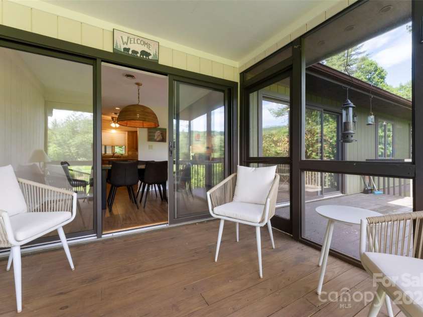 43 Gold Finch Court, Brevard, NC 28712.  MLS# CAR4158406, YatesRealty ID 1892. 