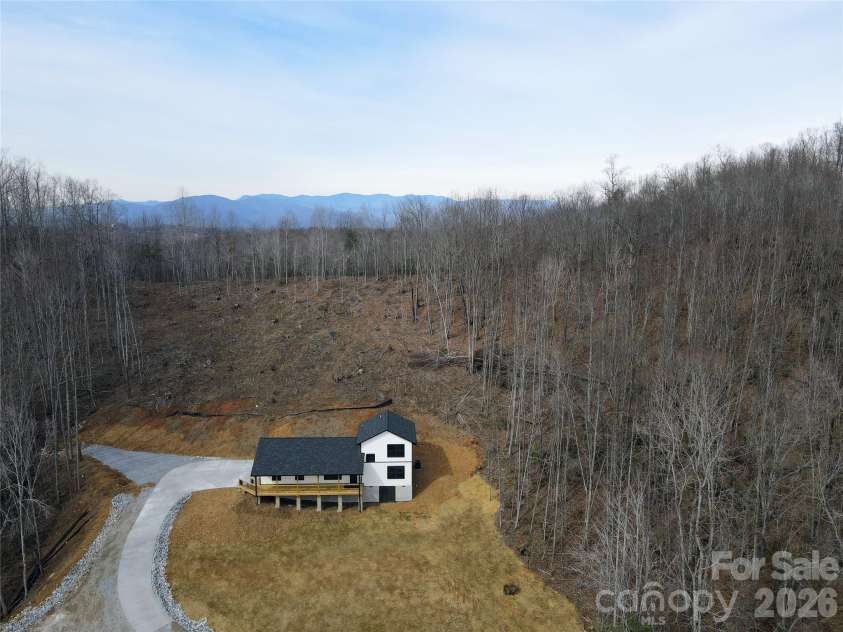 853 Haven Heights Drive, Marion, NC 28752.  MLS# CAR4347715, YatesRealty ID 1892. 