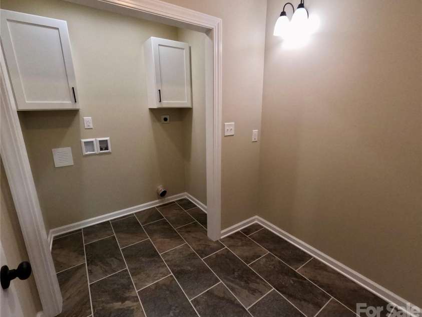 853 Haven Heights Drive, Marion, NC 28752.  MLS# CAR4347715, YatesRealty ID 1892. 