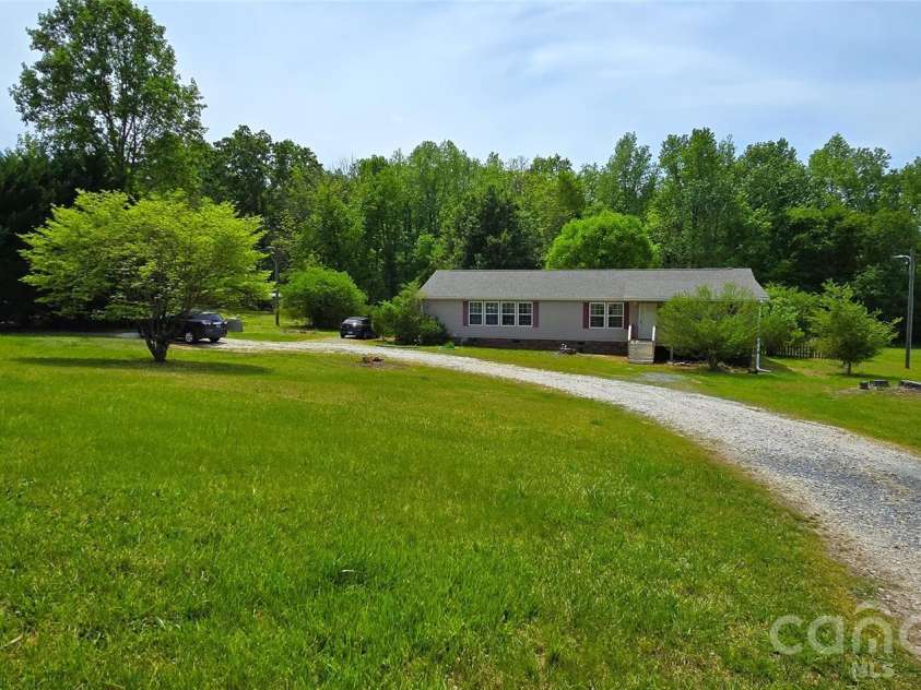 2457 Will Road, York, SC 29745.  MLS# CAR4369881, YatesRealty ID 18920. 