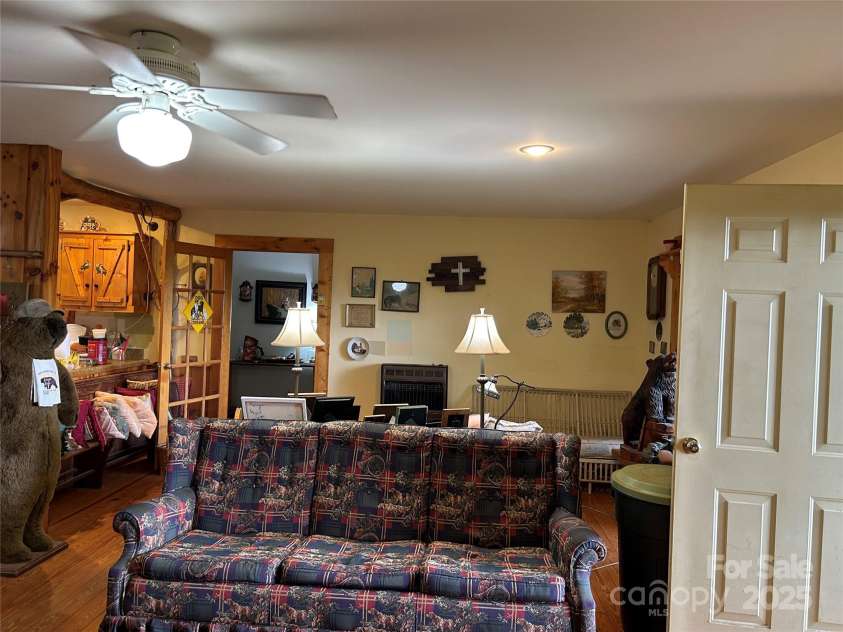 687 Willow Creek Road, Leicester, NC 28748.  MLS# CAR4269664, YatesRealty ID 18921. 