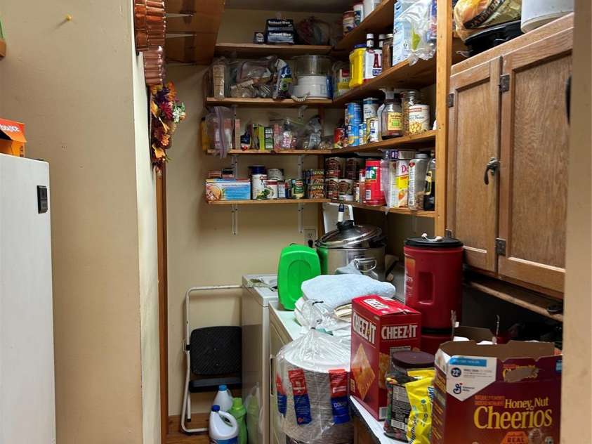 687 Willow Creek Road, Leicester, NC 28748.  MLS# CAR4269664, YatesRealty ID 18921. Laundry Room & Butlers Pantry