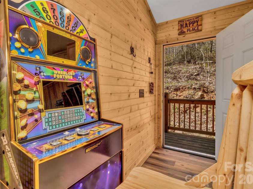 1100 Panther Branch Road, Canton, NC 28716.  MLS# CAR4368884, YatesRealty ID 18922. 