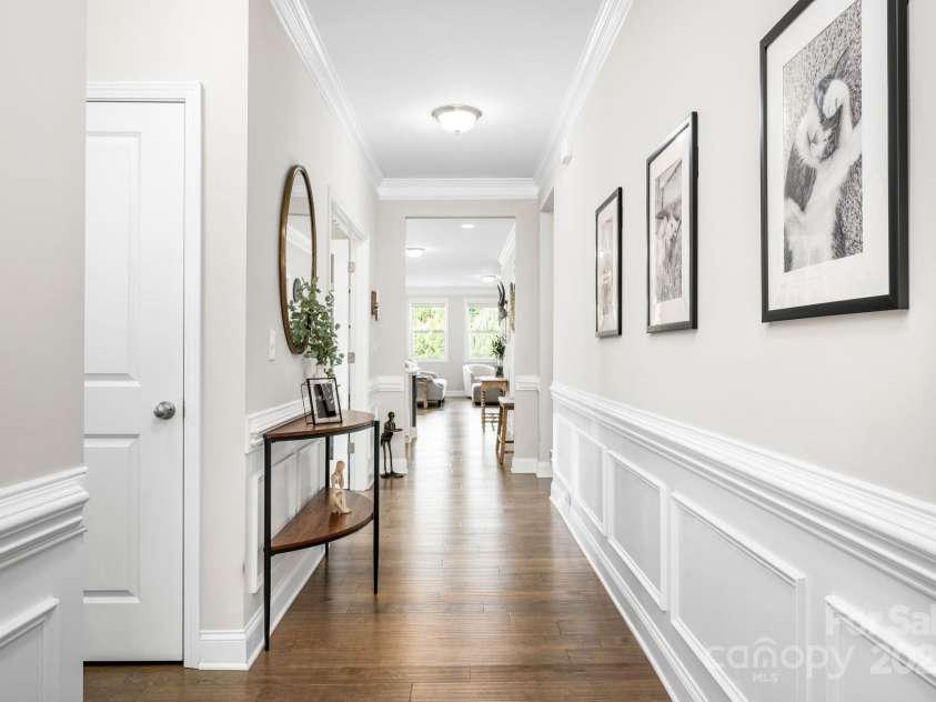 45 Dreambird Drive, Leicester, NC 28748.  MLS# CAR4266636, YatesRealty ID 18923. Elegant Entry with Wainscoting