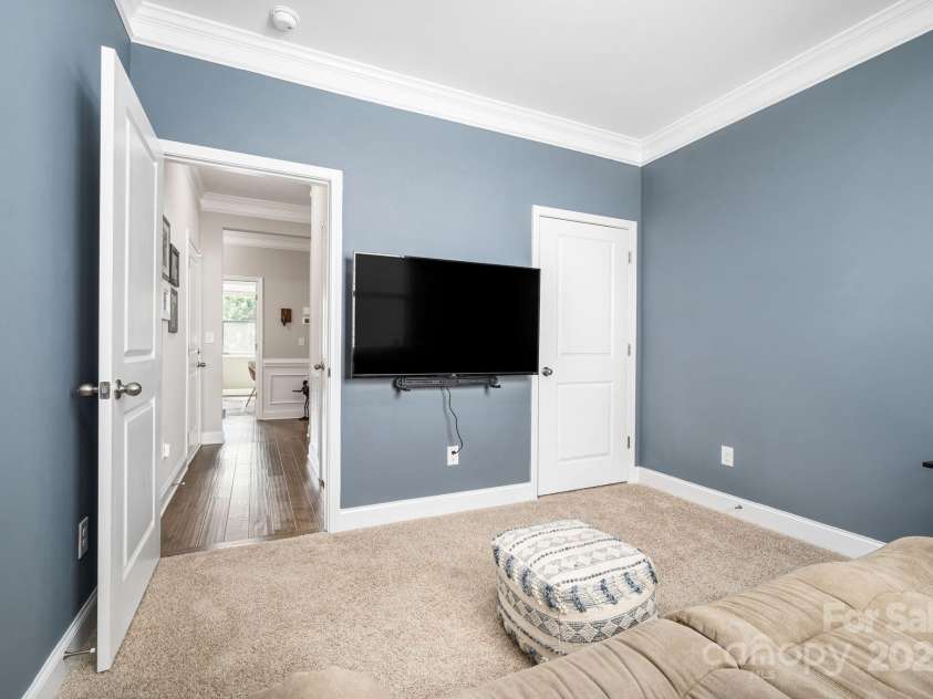 45 Dreambird Drive, Leicester, NC 28748.  MLS# CAR4266636, YatesRealty ID 18923. Versatile 2nd Guest Bedroom