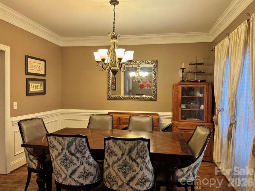 5006 Shannamara Drive, Matthews, NC 28104.  MLS# CAR4338291, YatesRealty ID 18925. Dining Room