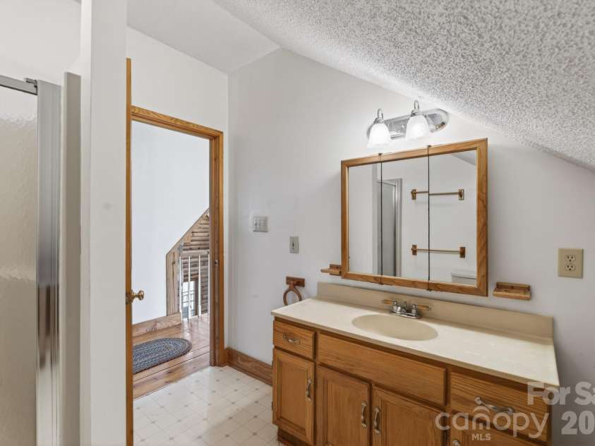 5981 Johnson Road, Clover, SC 29710.  MLS# CAR4358157, YatesRealty ID 18926. Full bath with shower upstairs