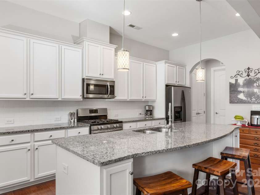 2021 Pinyon Lane, Lancaster, SC 29720.  MLS# CAR4259873, YatesRealty ID 18927. 