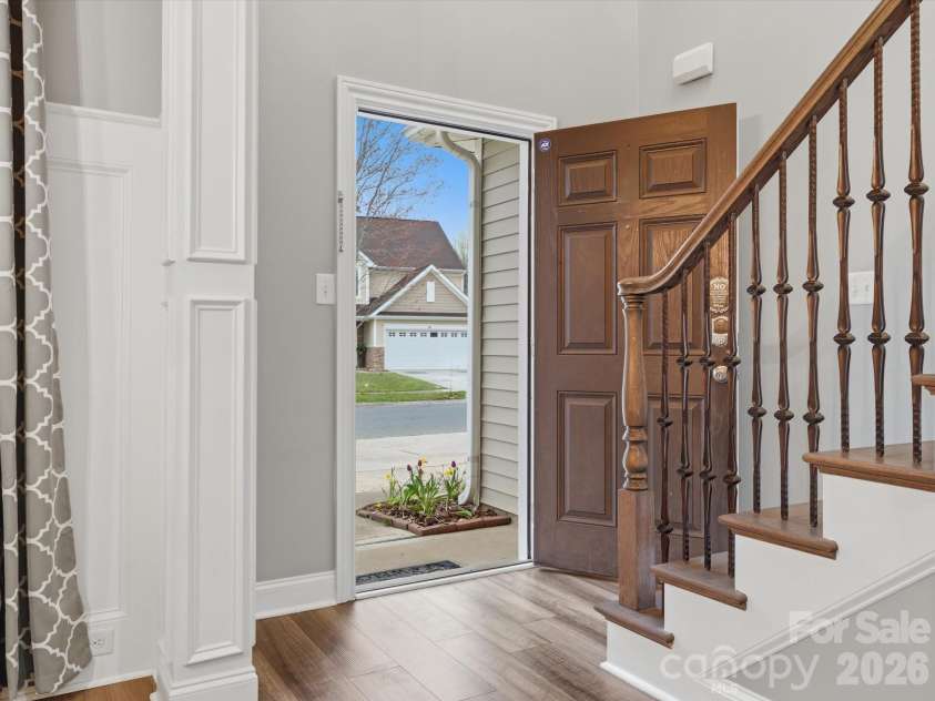 9414 Macquarie Lane, Charlotte, NC 28227.  MLS# CAR4358319, YatesRealty ID 18927. 