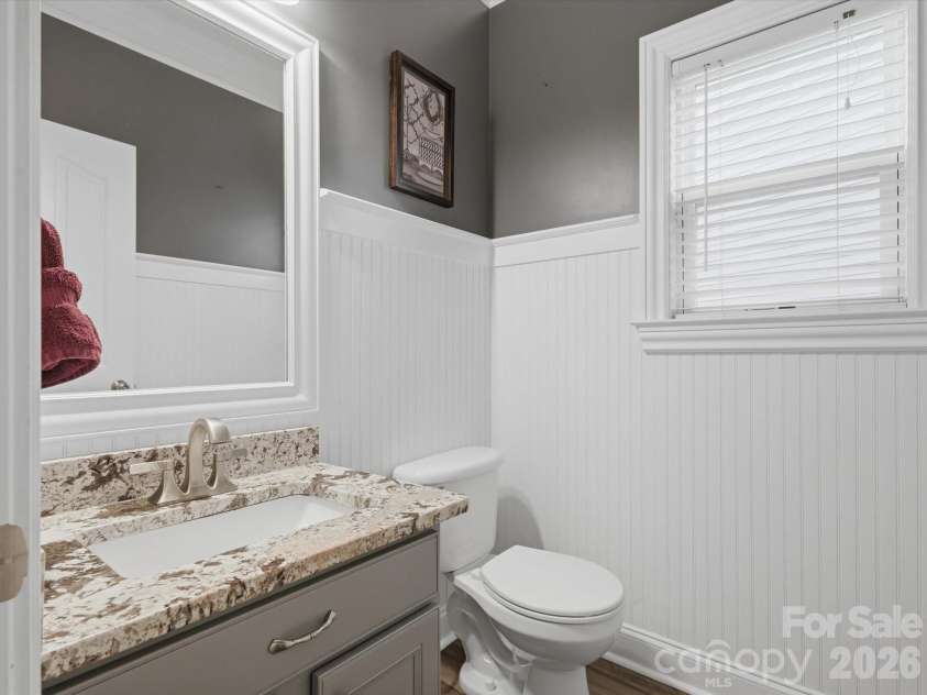 9414 Macquarie Lane, Charlotte, NC 28227.  MLS# CAR4358319, YatesRealty ID 18927. 