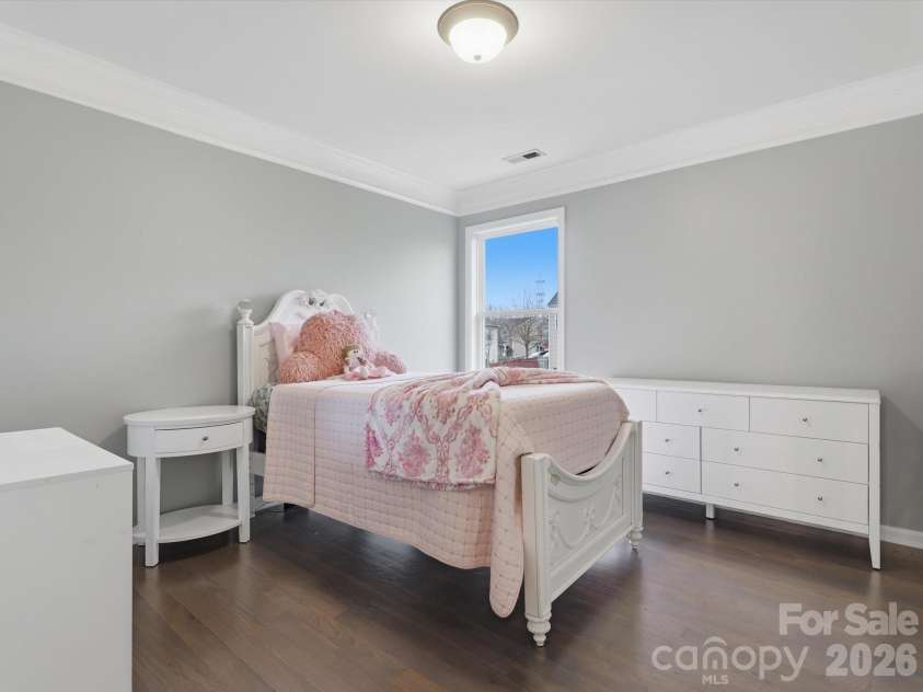 9414 Macquarie Lane, Charlotte, NC 28227.  MLS# CAR4358319, YatesRealty ID 18927. 