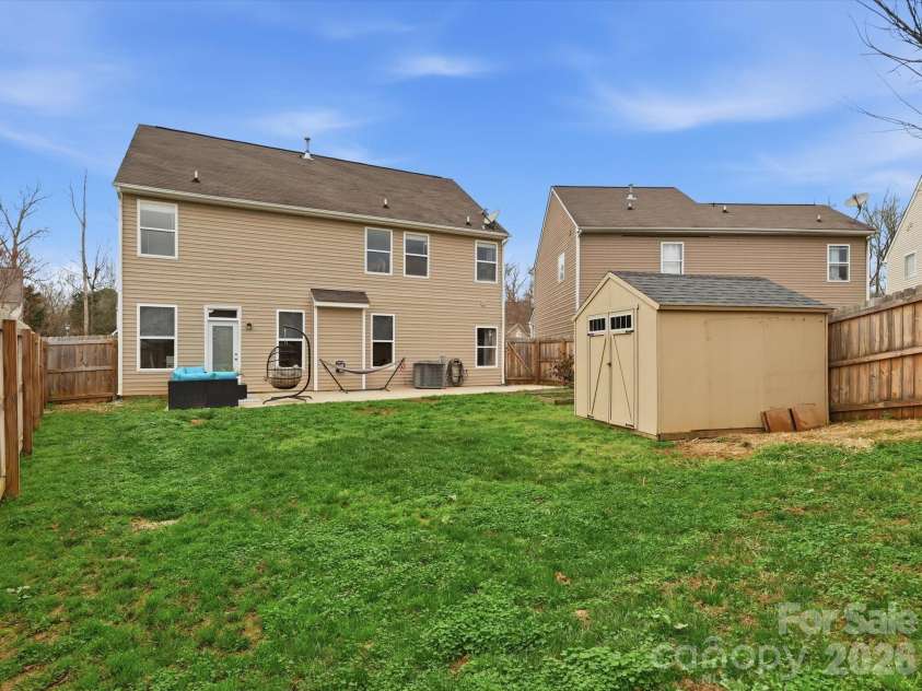 9414 Macquarie Lane, Charlotte, NC 28227.  MLS# CAR4358319, YatesRealty ID 18927. 