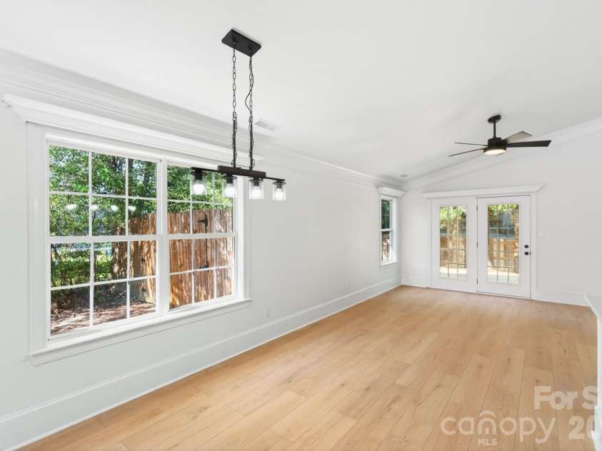 102 Daventry Place, Mooresville, NC 28117.  MLS# CAR4370988, YatesRealty ID 18929. 
