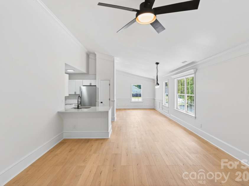 102 Daventry Place, Mooresville, NC 28117.  MLS# CAR4370988, YatesRealty ID 18929. 