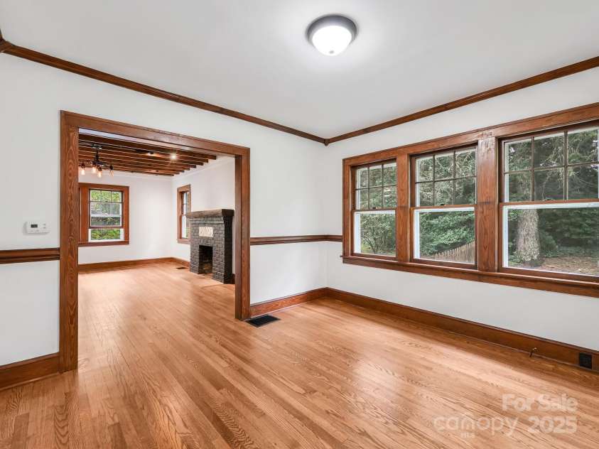 95 Arco Road, Asheville, NC 28805.  MLS# CAR4267336, YatesRealty ID 18929. 