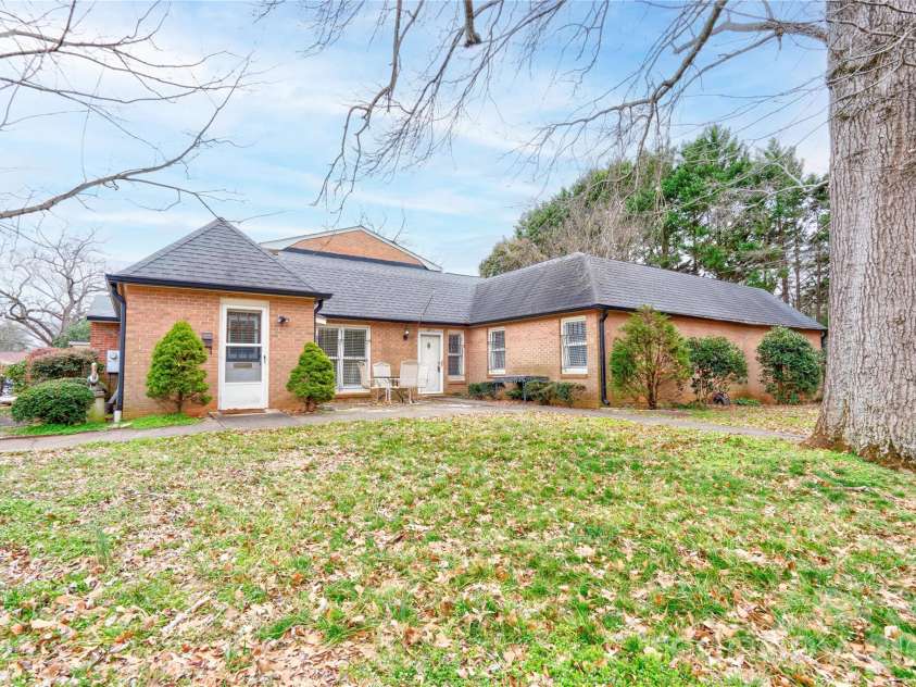 97-1 Edgemont Avenue, Shelby, NC 28150.  MLS# CAR4346122, YatesRealty ID 1893. 