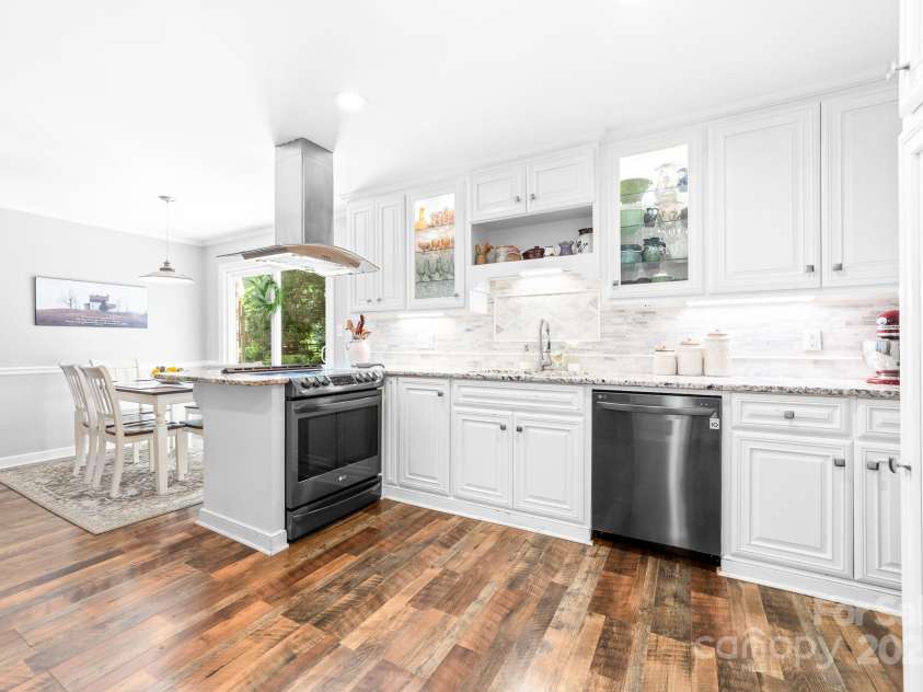 120 Labans Lane, Lincolnton, NC 28092.  MLS# CAR4261021, YatesRealty ID 18930. 