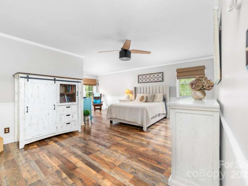120 Labans Lane, Lincolnton, NC 28092.  MLS# CAR4261021, YatesRealty ID 18930. 