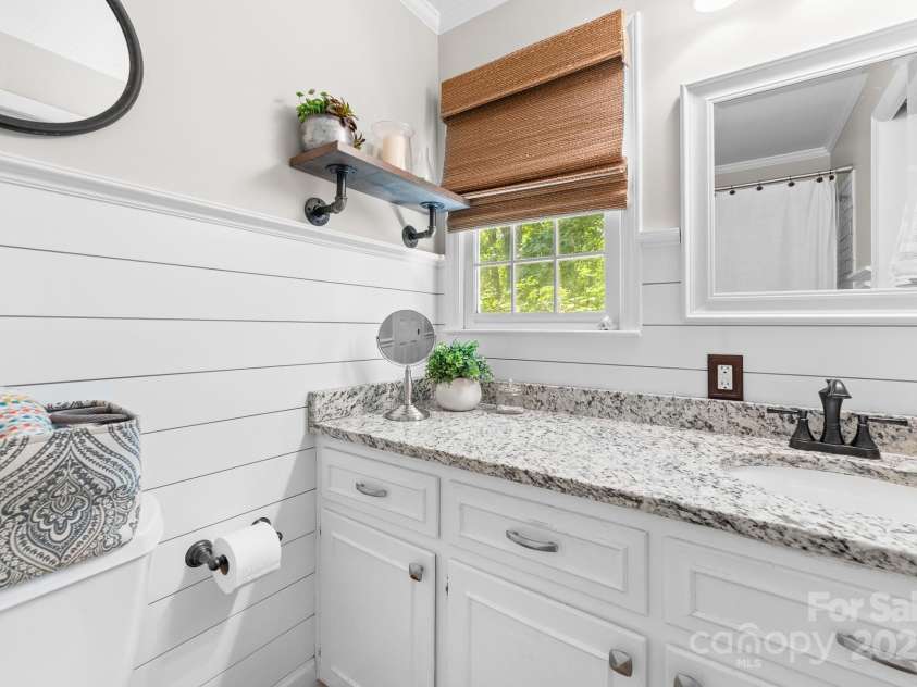 120 Labans Lane, Lincolnton, NC 28092.  MLS# CAR4261021, YatesRealty ID 18930. 