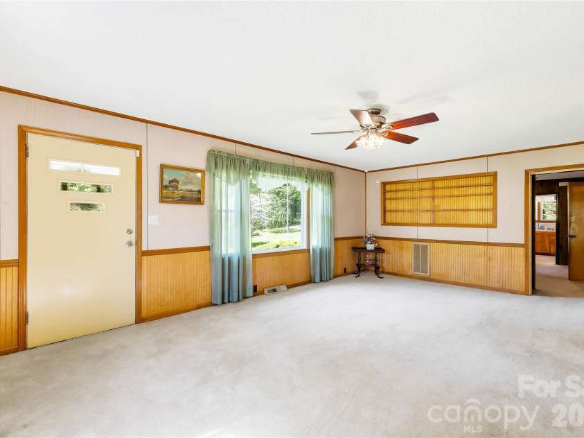 213 Ledford Drive, Gastonia, NC 28056.  MLS# CAR4368489, YatesRealty ID 18930. 