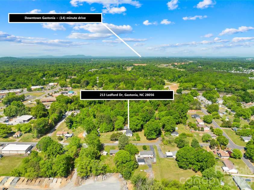 213 Ledford Drive, Gastonia, NC 28056.  MLS# CAR4368489, YatesRealty ID 18930. 