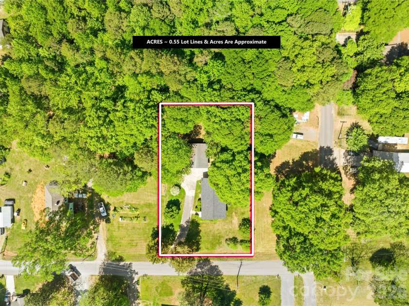 213 Ledford Drive, Gastonia, NC 28056.  MLS# CAR4368489, YatesRealty ID 18930. 