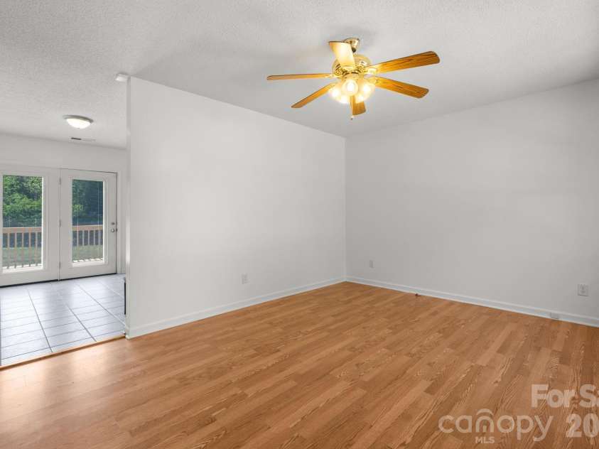 103 1st Avenue, Hildebran, NC 28637.  MLS# CAR4374371, YatesRealty ID 18933. 