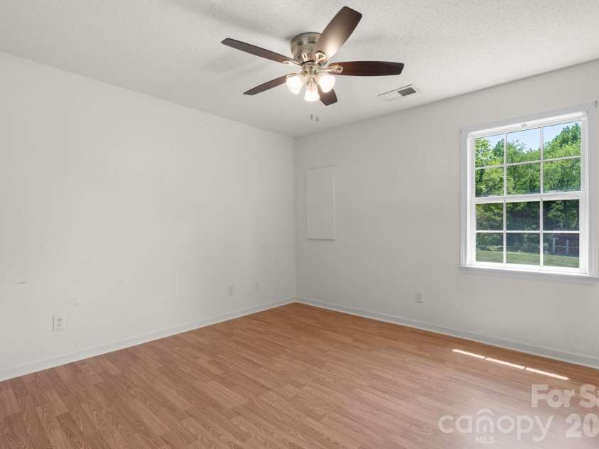103 1st Avenue, Hildebran, NC 28637.  MLS# CAR4374371, YatesRealty ID 18933. 