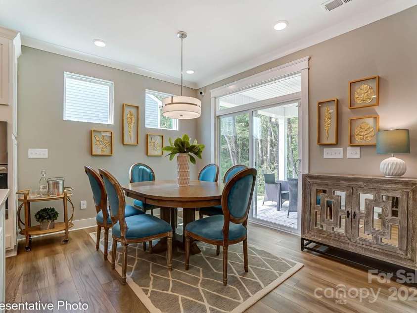 130 Longwood Road, Mooresville, NC 28115.  MLS# CAR4239553, YatesRealty ID 18933. 