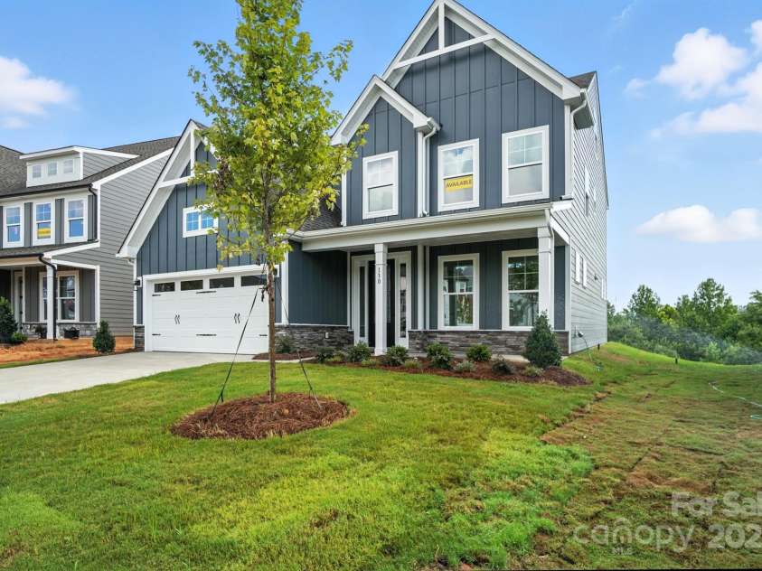 130 Longwood Road, Mooresville, NC 28115.  MLS# CAR4239553, YatesRealty ID 18933. 