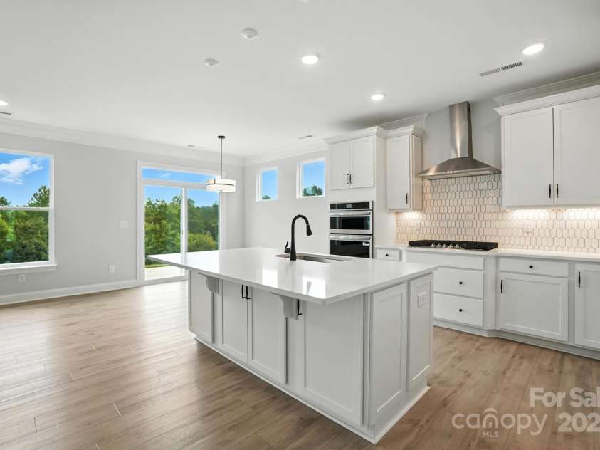 130 Longwood Road, Mooresville, NC 28115.  MLS# CAR4239553, YatesRealty ID 18933. 