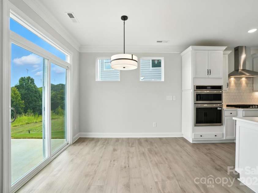 130 Longwood Road, Mooresville, NC 28115.  MLS# CAR4239553, YatesRealty ID 18933. 