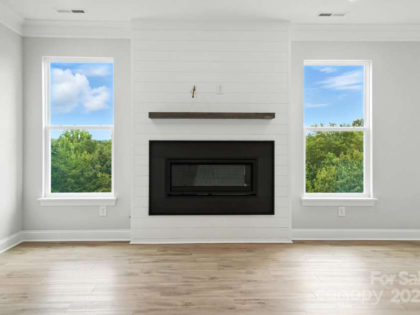 130 Longwood Road, Mooresville, NC 28115.  MLS# CAR4239553, YatesRealty ID 18933. 