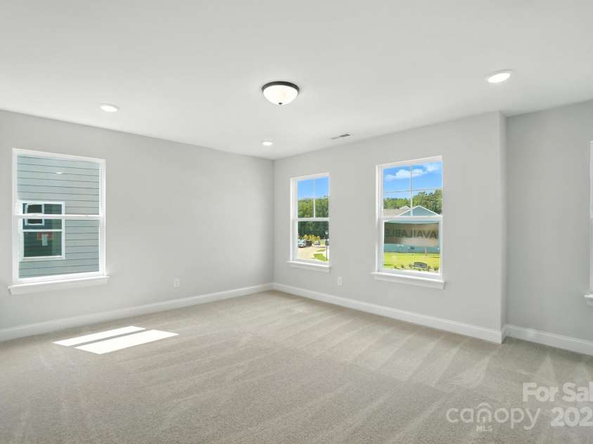 130 Longwood Road, Mooresville, NC 28115.  MLS# CAR4239553, YatesRealty ID 18933. 