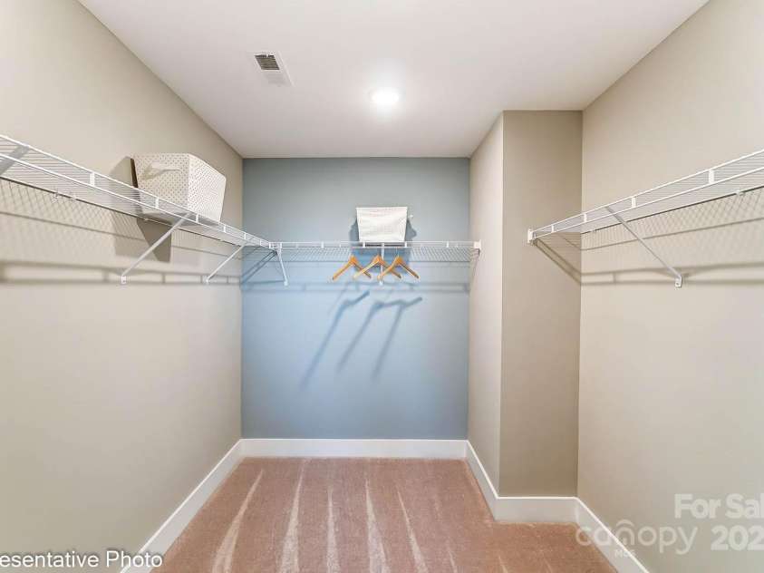 130 Longwood Road, Mooresville, NC 28115.  MLS# CAR4239553, YatesRealty ID 18933. Spacious Walk-In-Closet