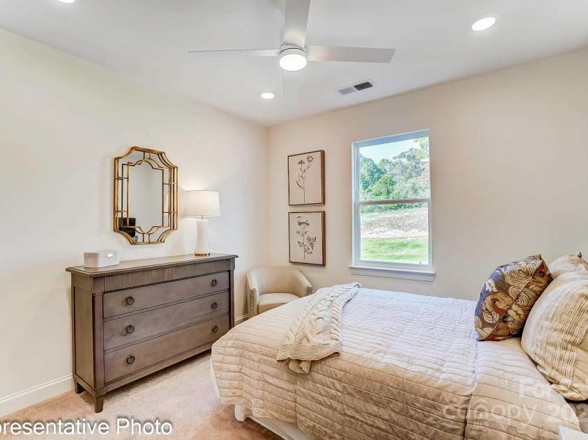 132 Longwood Road, Mooresville, NC 28115.  MLS# CAR4239532, YatesRealty ID 18934. 