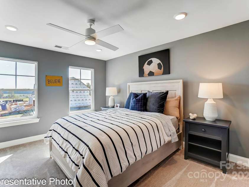 132 Longwood Road, Mooresville, NC 28115.  MLS# CAR4239532, YatesRealty ID 18934. 